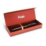 Pero gelové Pentel EnerGel BL2007 Luxusní - mocca 0,7mm v dárkové krabičce Pero gelové Pentel EnerGel BL2007 Luxusní - mocca 0,7mm v dárkové krabičce