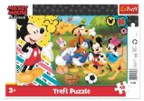 Trefl Puzzle Mickey Mouse na venkově / 15 dílků - Puzzle pro nejmenší Trefl Puzzle Mickey Mouse na venkově / 15 dílků
