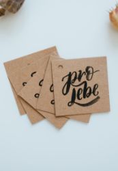 Be Nice EKO Jmenovky Pro tebe - hnědé - Dárkové tašky Be Nice EKO Jmenovky Pro tebe hnědé