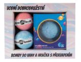 Kosmetická sada pro děti (2x šumivá bomba, hračka - sádrová planeta) Kosmetická sada pro děti (2x šumivá bomba, hračka - sádrová planeta)