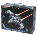 Skládací školní kufřík Pixel Space s kováním Skládací školní kufřík Pixel Space s kováním