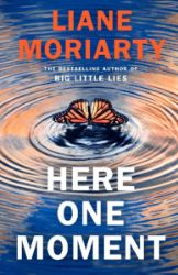 Here One Moment - Liane Moriarty - Detektivky v angličtině Here One Moment