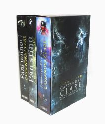 Temné lsti 1-3 (box) - Cassandra Clare - Young Adult Temné lsti 1-3 (box)