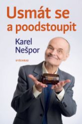 Usmát se a poodstoupit