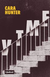 V tme - Cara Hunter - Krimi a detektivky V tme