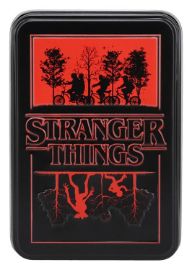 Hrací karty Stranger Things v plechovce