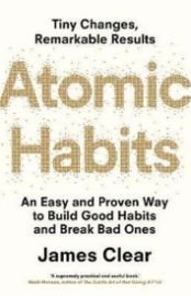 Atomic Habits - James Clear - Seberozvojové knihy v agličtině Atomic Habits