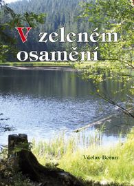 V zeleném osamění
