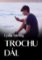 Trochu dál