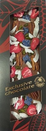 SEVERKA Mléčná čokoláda s pekanovými ořechy,jahodami,pistáciemi,šeříkem a kokosem 130g