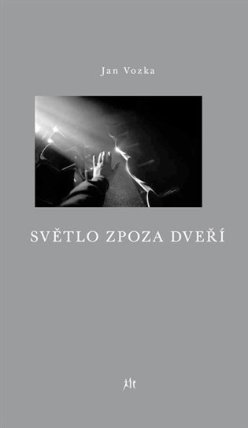 Světlo zpoza dveří