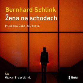 Žena na schodech