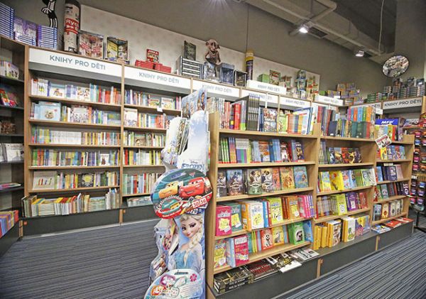 Knihkupectví Luxor, OC Europark Štěrboholy, Praha (2) - Nákupní 389/3, Praha