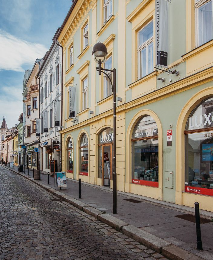 Knihkupectví Luxor, U Černé věže, České Budějovice (1) - U Černé věže 15, České Budějovice