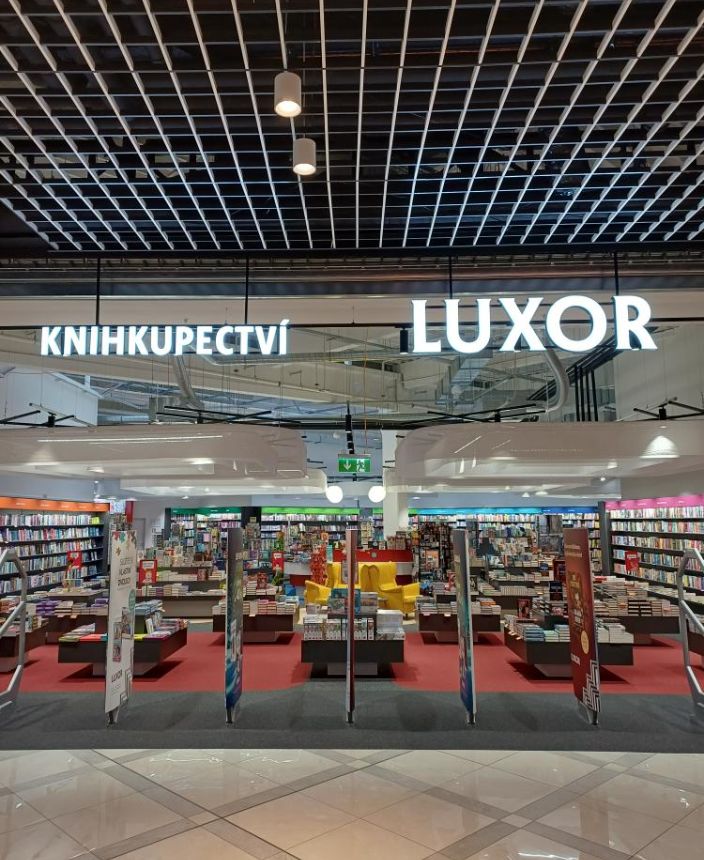 Knihkupectví Luxor, OC Varyáda, Karlovy Vary (1) - Kpt. Jaroše 375/31, Karlovy Vary