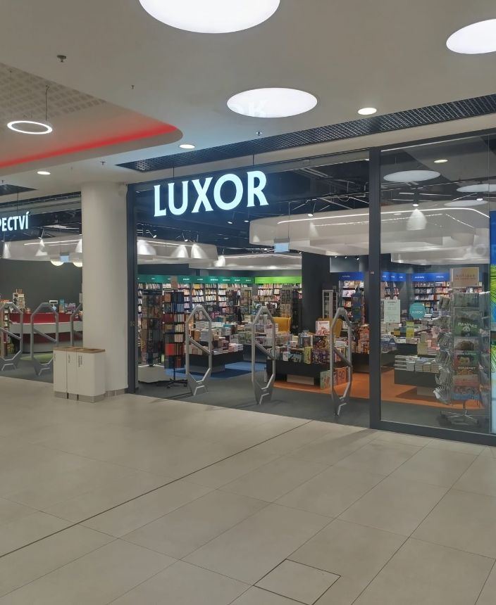 Knihkupectví Luxor, Praha Fénix (1) - Freyova 945/35, Praha