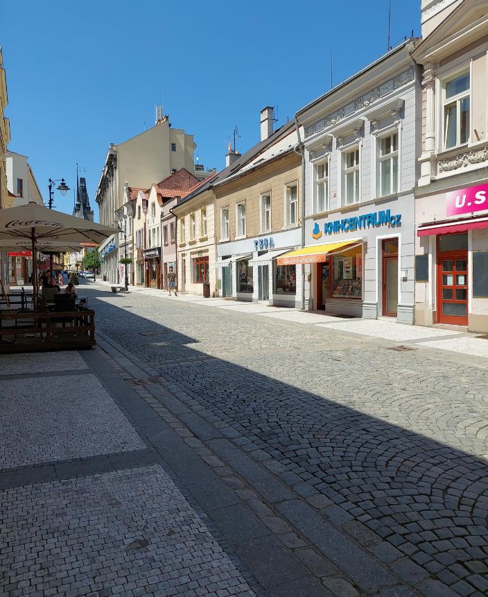 Partnerská prodejna Luxor, Knihcentrum Louny (1) - Pražská 88, Louny