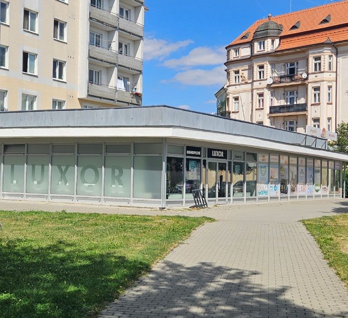 Knihkupectví Luxor, Krnov (1) - Hlavní náměstí 25, Krnov