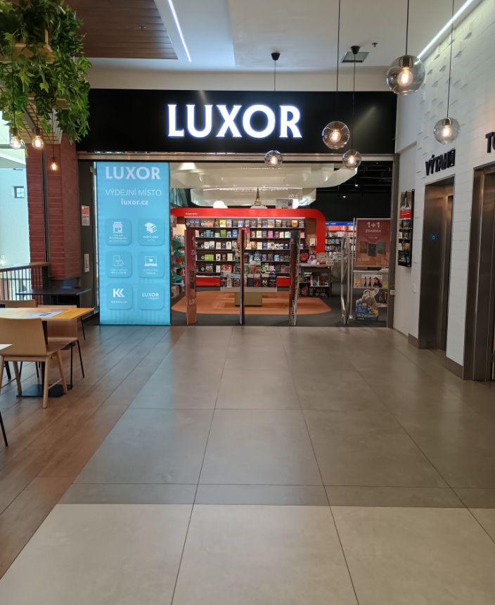 Knihkupectví Luxor, Plzeň OC Olympia (1) - Písecká 972/1, Plzeň