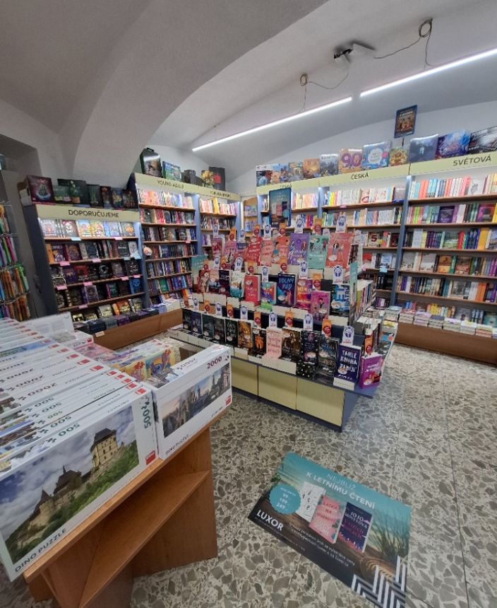Knihkupectví Luxor, Strakonice (3) - Velké náměstí 215, Strakonice