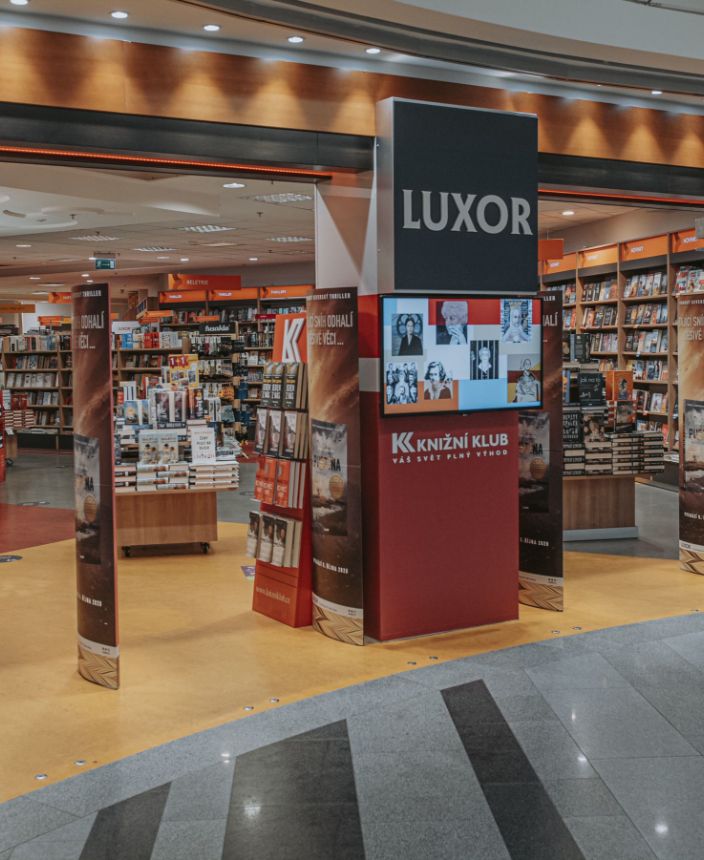Knihkupectví Luxor, Zlaté jablko, Zlín (1) - Náměstí Míru 174, Zlín