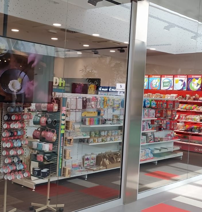 Knihkupectví Luxor, OC Frýda Frýdek-Místek (2) - Na Příkopě 3727, Frýdek-Místek