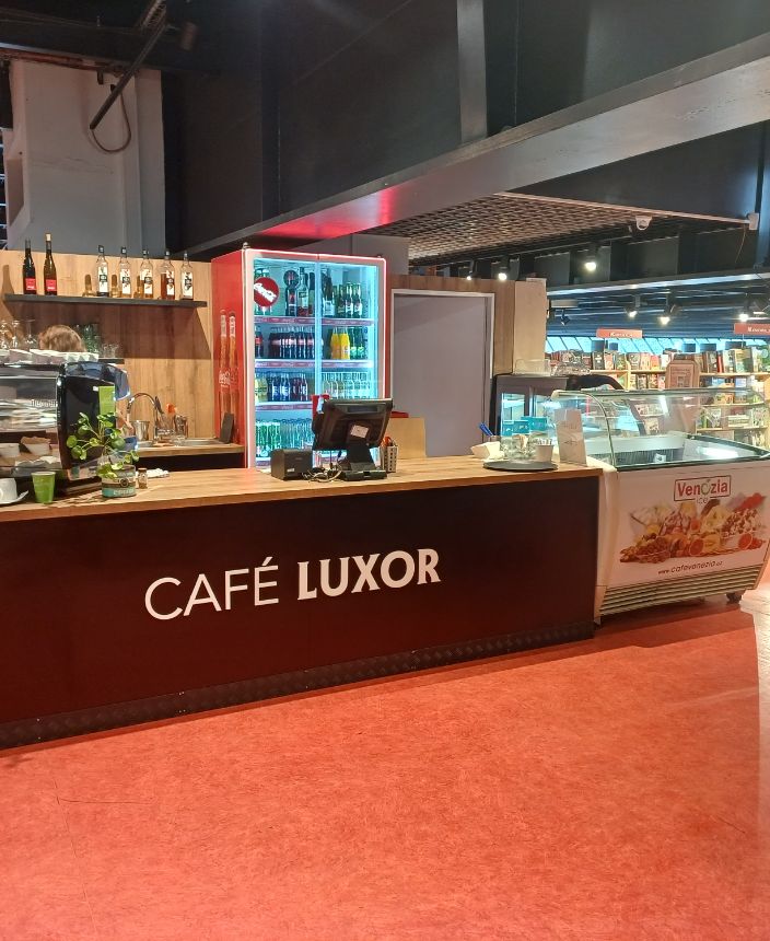 Knihkupectví Luxor, Hlavní nádraží, Praha (7) - Wilsonova 8, Praha